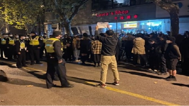 Covid protests widen in China