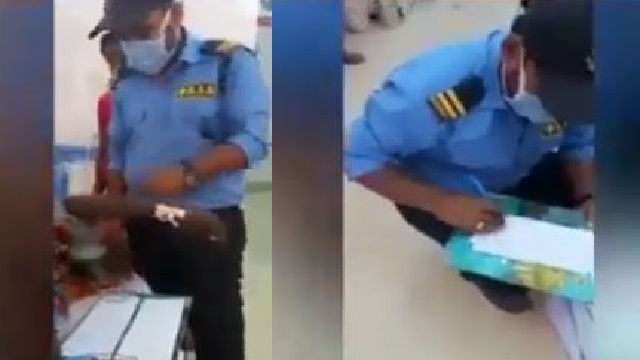 Hospital security guard treats patients in Balasore
