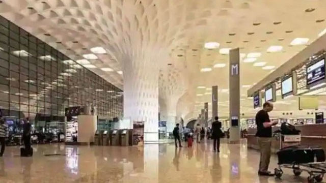 Mumbai Airport creates new record