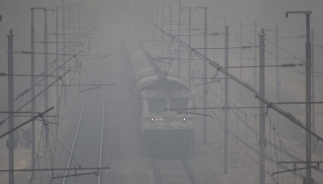 Indian railways cancels 400 trains