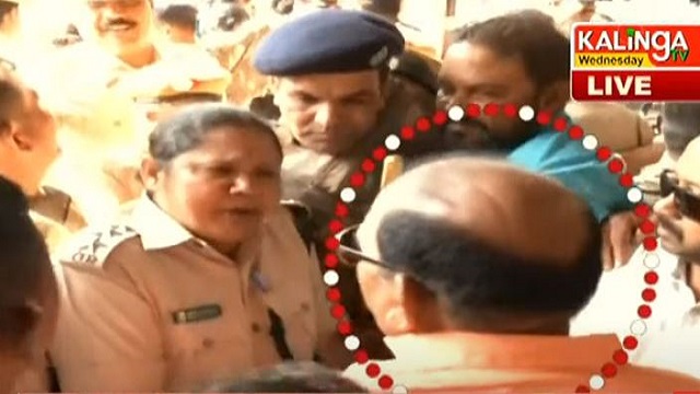 Jayanarayan Mishra slaps woman IIC