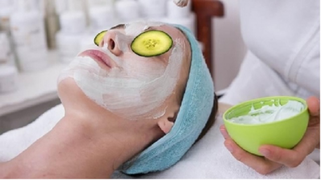 Ayurvedic remedies to manage dry skin
