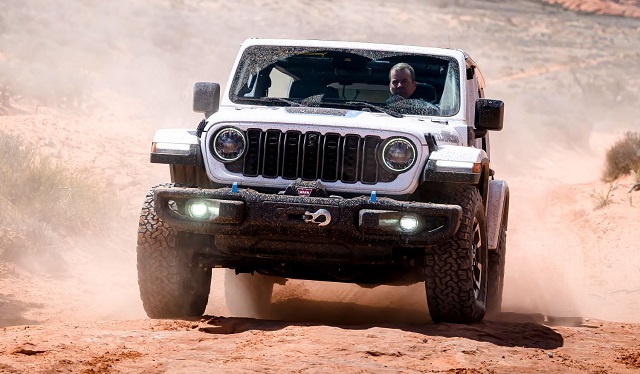Jeep Wrangler facelift makes debut, gets multiple updates