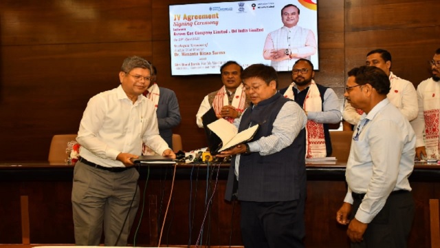 Oil and AGCL signed pact for piped gas supply