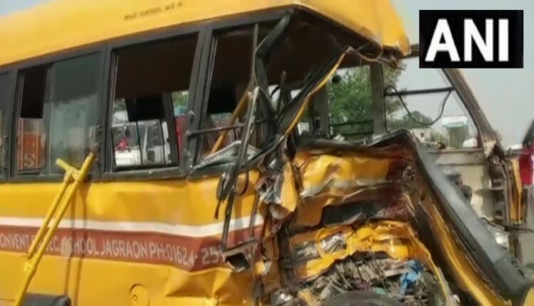 school bus meets accident in Ludhiana