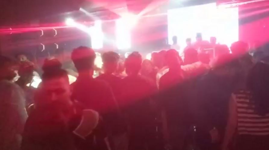 violence at dance bar in Bhubaneswar