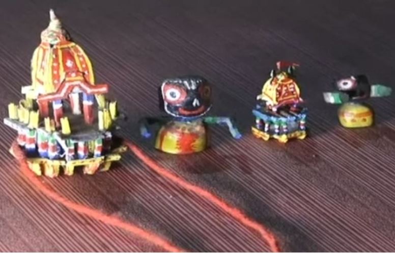 miniature chariot of Lord Jagannath