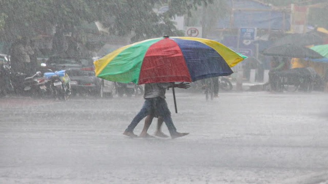 Heavy rain in odisha