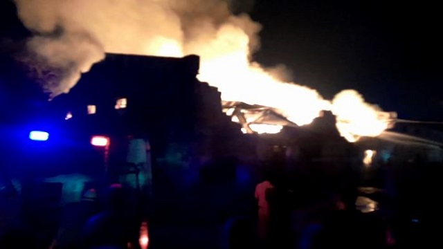fire breaks out at medicine godown in Bhubaneswar