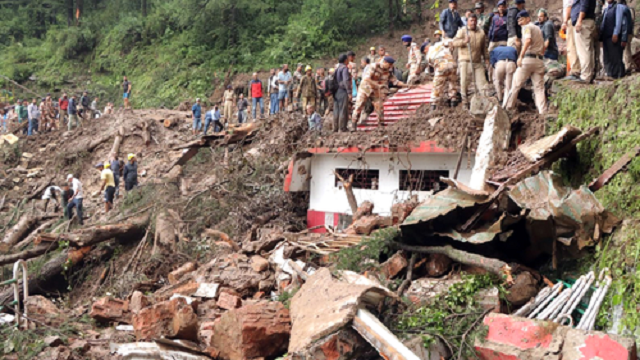 shimla temple collapse