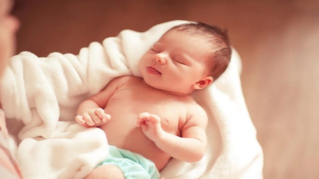 Why newborn babies cry
