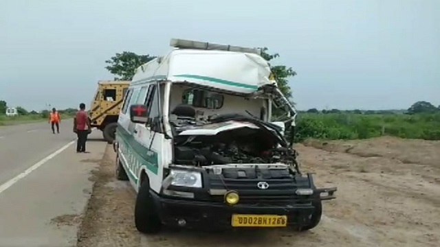 5 injured in jaleshwar road accident