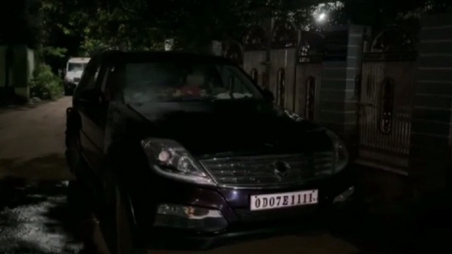 bomb hurled at former Berhampur Mayor's car
