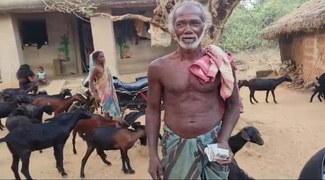 Man buys goat with fake notes