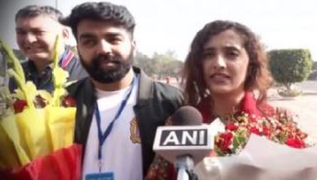 Woman from Pakistan comes India to marry