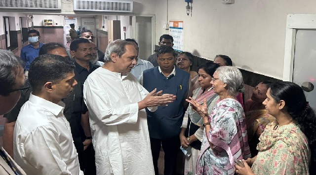 Odisha CM meets Sugnana Kumari Deo