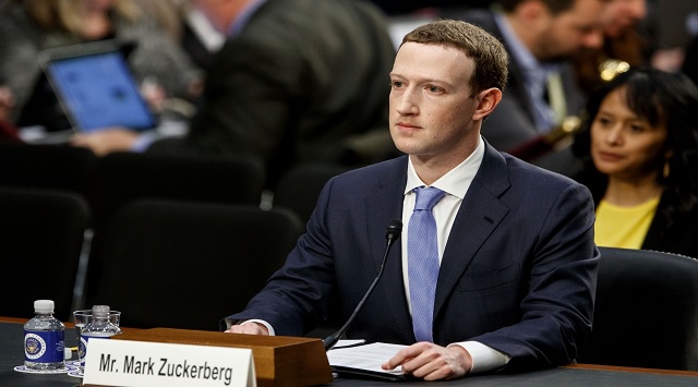 mark zuckerberg apologised