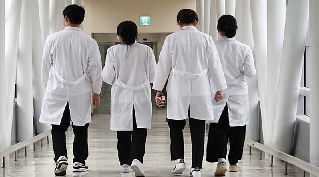 trainee doctors resign in south korea
