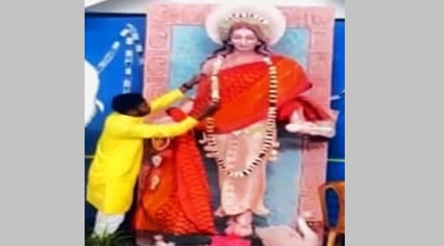 vulgar saraswati idol