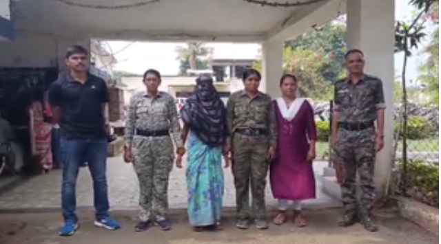 woman maoist arrested