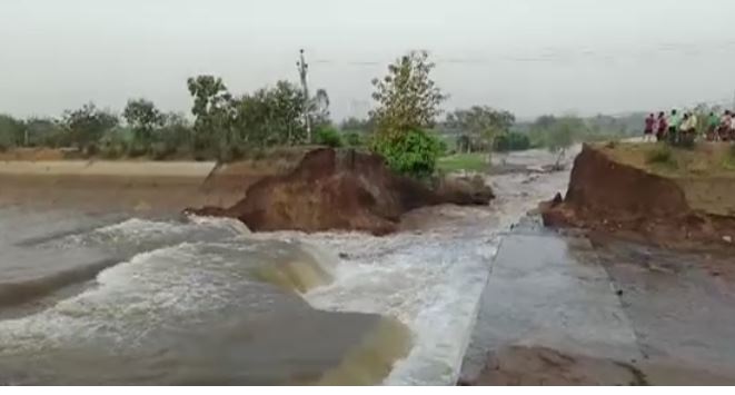 canal of Indravati collapses