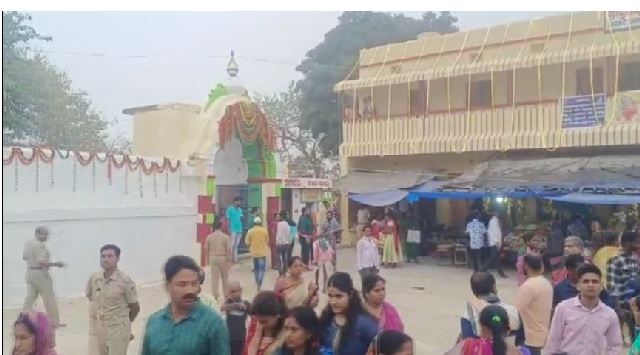 Shivarathri celebration at Puri’s Lokanath temple