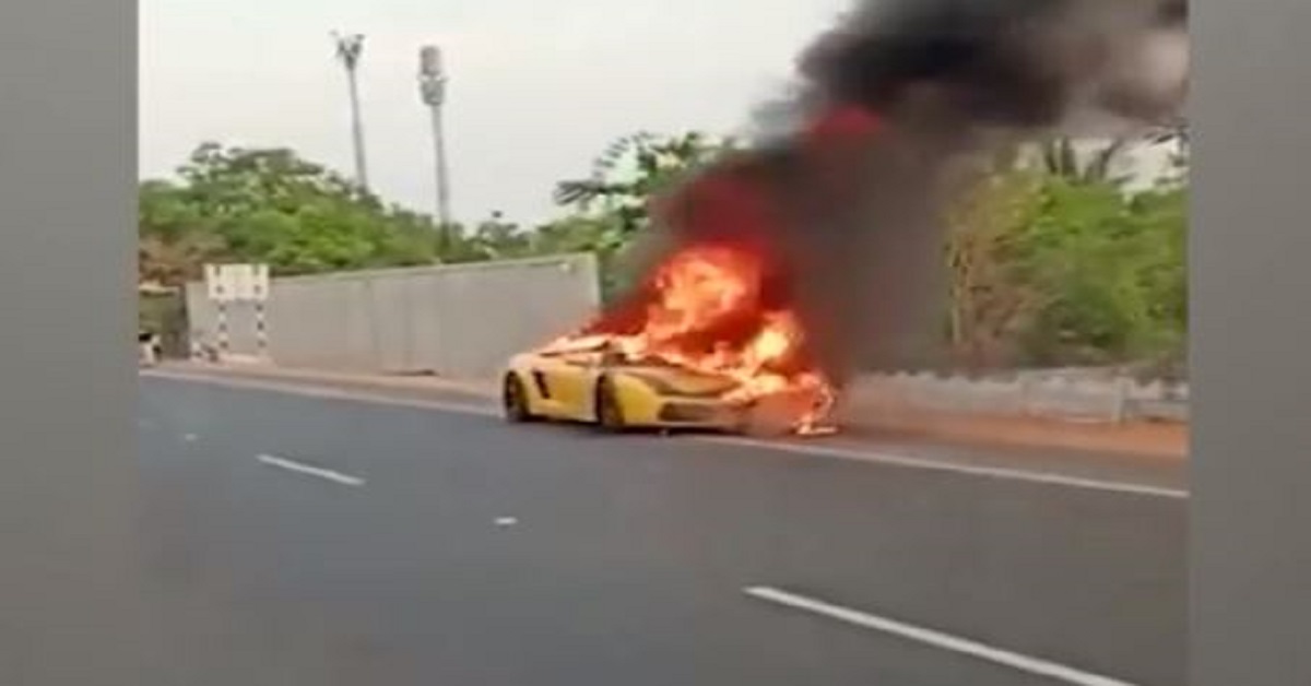 Lamborghini set on fire