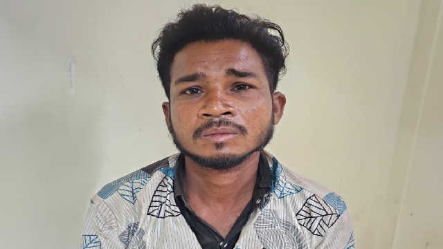 Man arrested for setting own house after fighting with wife