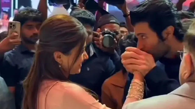 Are Rashmika Mandanna & Vijay Deverakonda tying the knot in