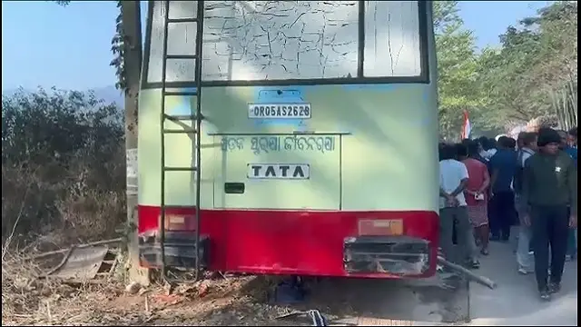 Rayagada: Police bus suffers break fail, watch