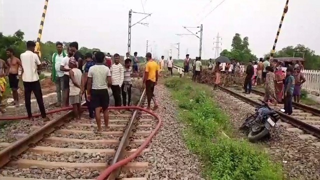 Youth dies after being hit by train, irate locals stage protest, set ...