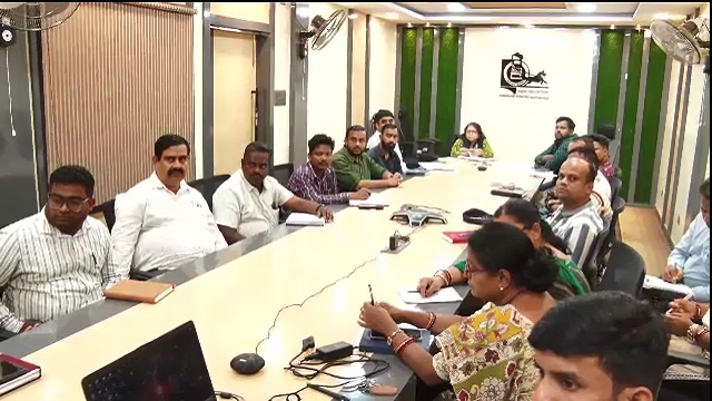 Hudhud Cyclone Cyclone Arnab update: Red alert issued for five Odisha districts